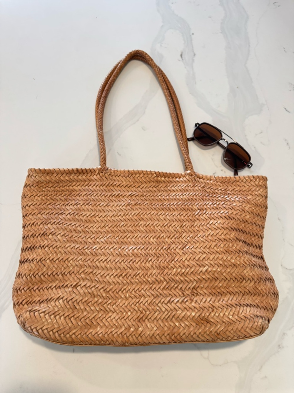 Genuine ✨Leather✨ Woven Tote Bag - Natural Brown, Zipper Top, Multiple Pockets - Picture 5 of 11